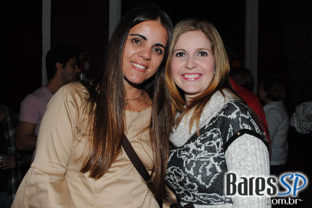 A Marcenaria comemorou 9 anos com shows de Roger, Maurício Gasperini e Suzy Bastos A Marcenaria comemorou 9 anos com shows de Roger, Maurício Gasperini e Suzy Bastos