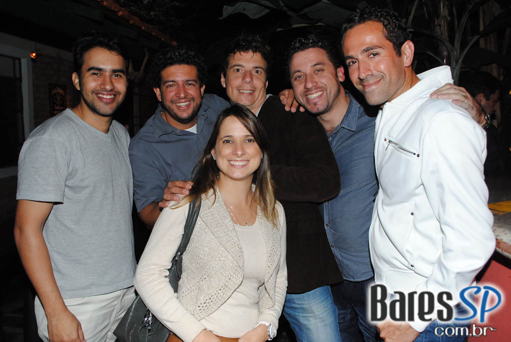 A Marcenaria comemorou 9 anos com shows de Roger, Maurício Gasperini e Suzy Bastos A Marcenaria comemorou 9 anos com shows de Roger, Maurício Gasperini e Suzy Bastos