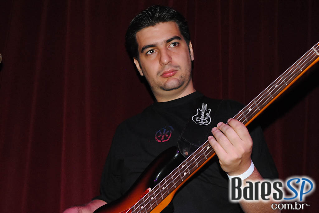 A Marcenaria comemorou 9 anos com shows de Roger, Maurício Gasperini e Suzy Bastos A Marcenaria comemorou 9 anos com shows de Roger, Maurício Gasperini e Suzy Bastos