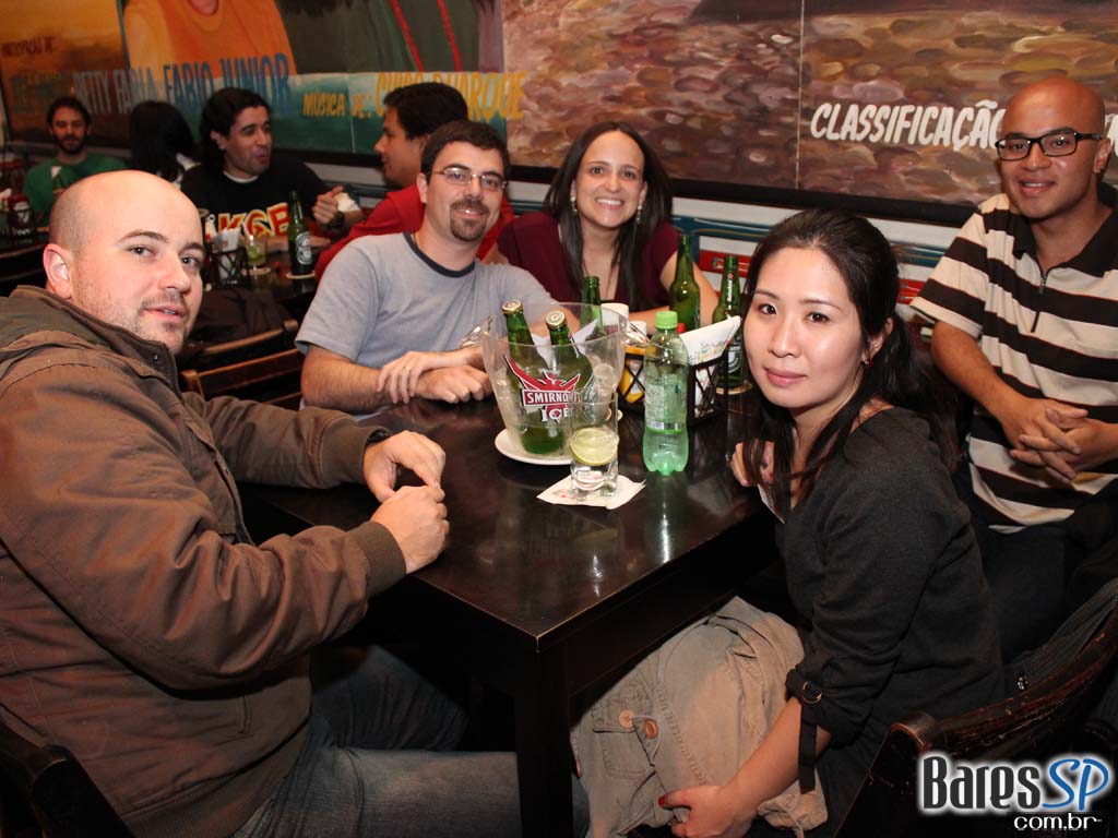 Bar Exquisito no happy hour! Bar Exquisito no happy hour!