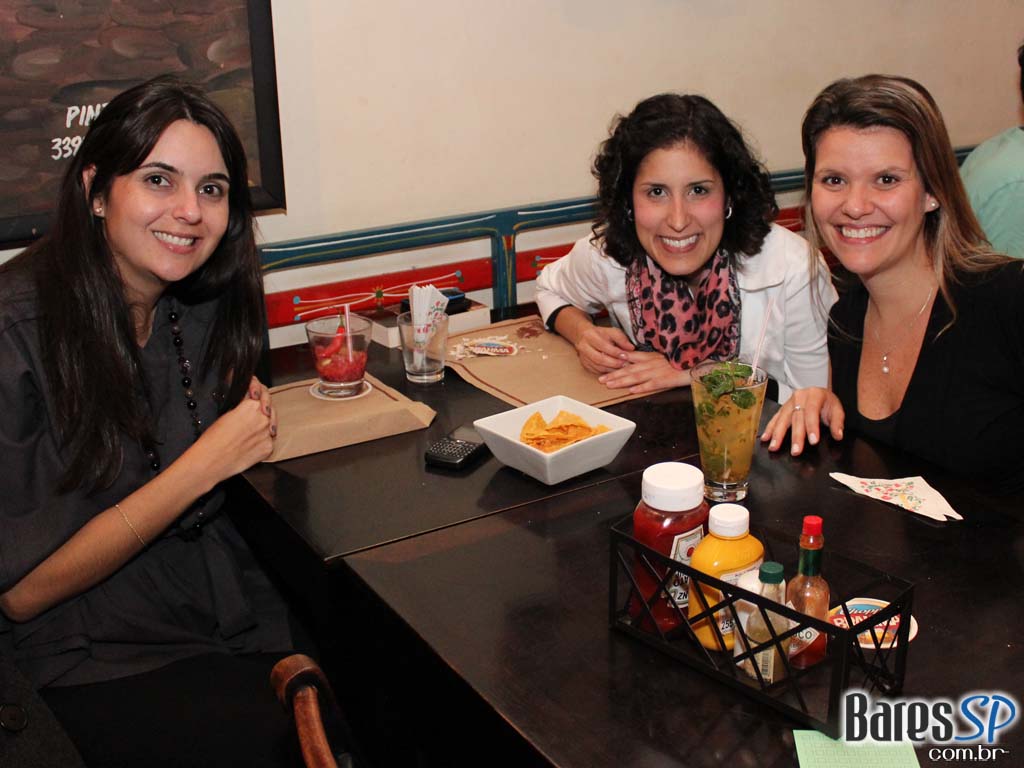 Bar Exquisito no happy hour! Bar Exquisito no happy hour!