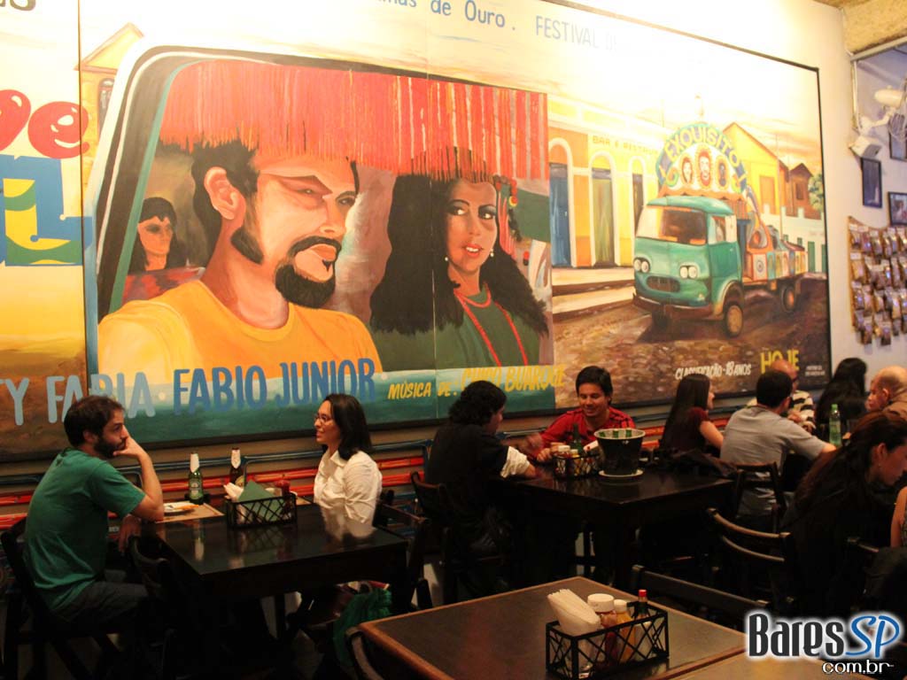 Bar Exquisito no happy hour! Bar Exquisito no happy hour!