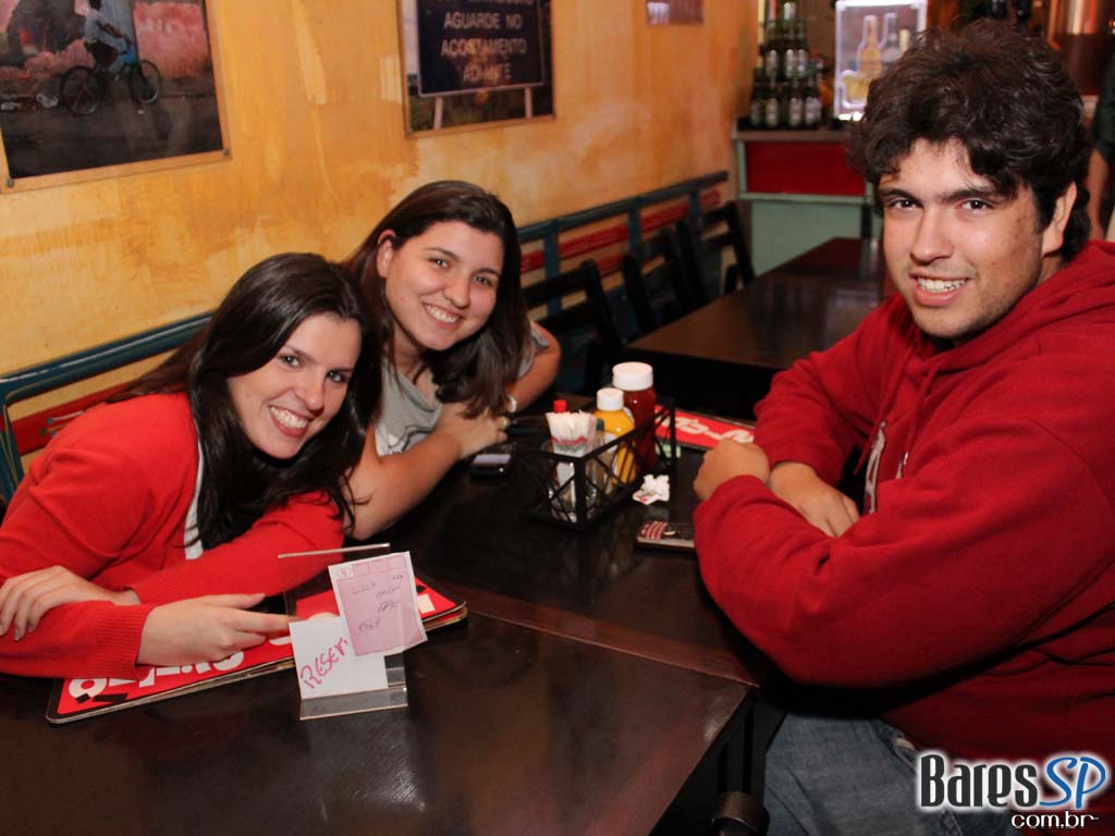 Bar Exquisito no happy hour! Bar Exquisito no happy hour!