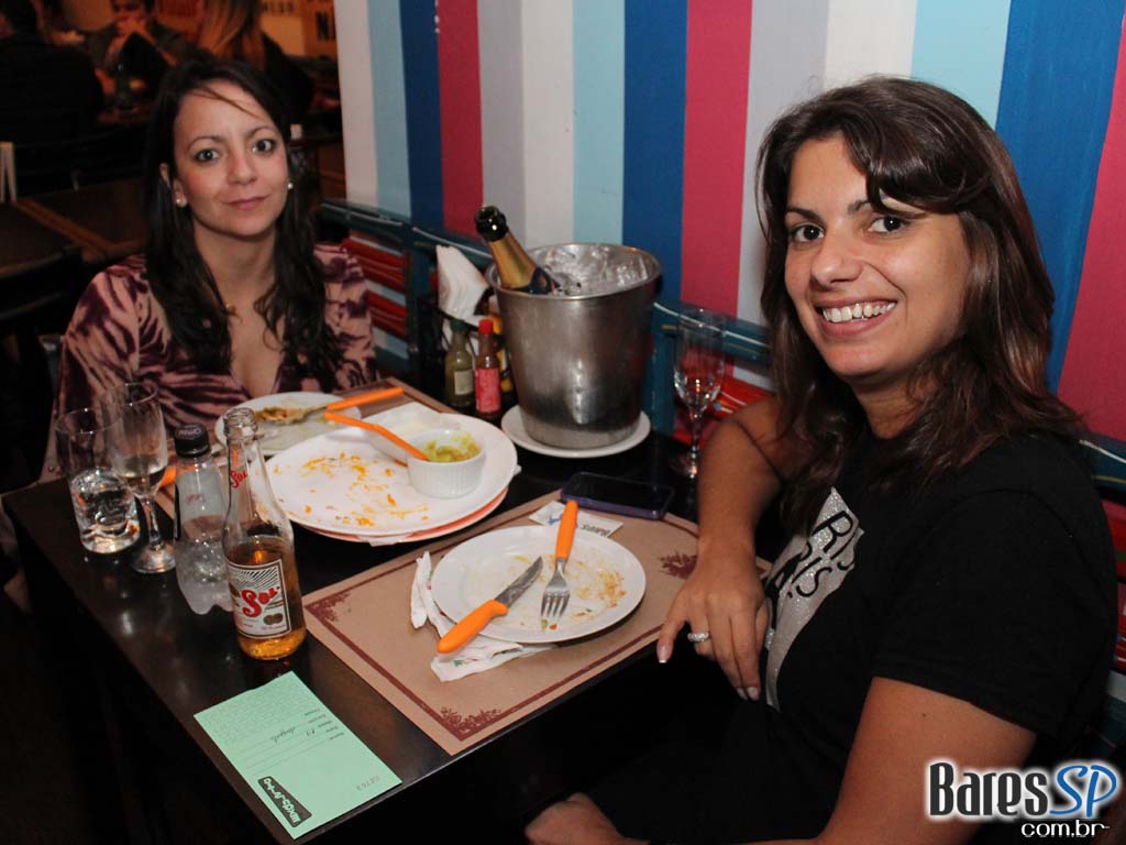 Bar Exquisito no happy hour! Bar Exquisito no happy hour!