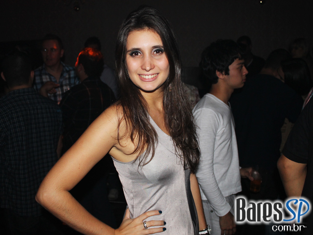 Coca-Cola e MTV levam projeto Let's Burn MTV para inauguração da Sophie Coca-Cola e MTV levam projeto Let's Burn MTV para inauguração da Sophie