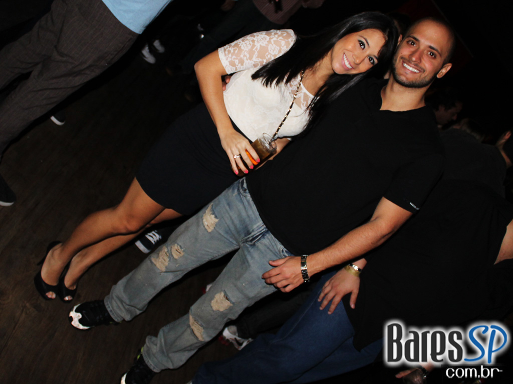 Coca-Cola e MTV levam projeto Let's Burn MTV para inauguração da Sophie Coca-Cola e MTV levam projeto Let's Burn MTV para inauguração da Sophie