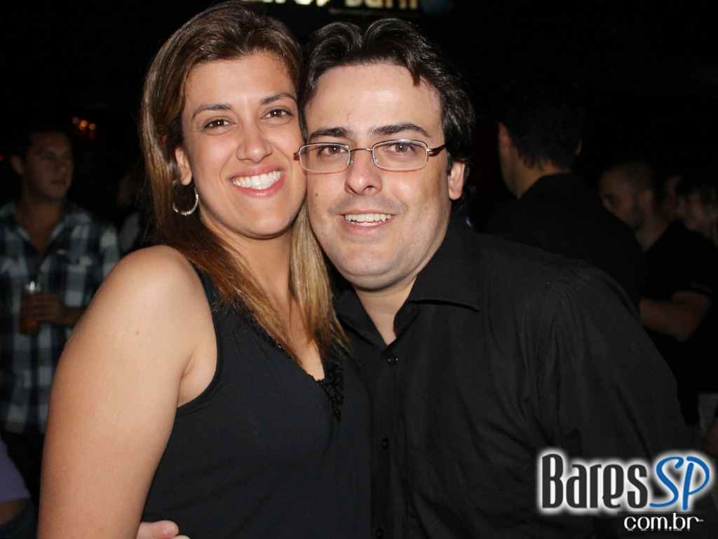 Coca-Cola e MTV levam projeto Let's Burn MTV para inauguração da Sophie Coca-Cola e MTV levam projeto Let's Burn MTV para inauguração da Sophie