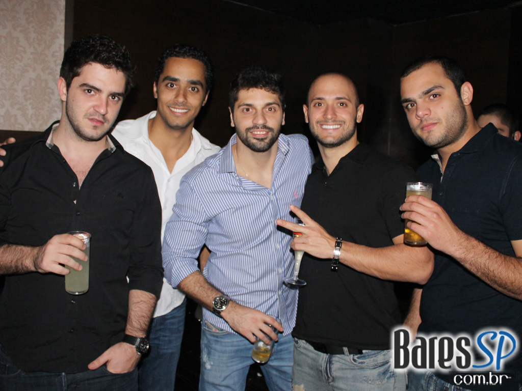 Coca-Cola e MTV levam projeto Let's Burn MTV para inauguração da Sophie Coca-Cola e MTV levam projeto Let's Burn MTV para inauguração da Sophie