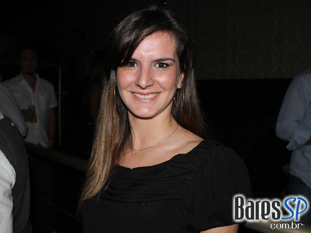 Coca-Cola e MTV levam projeto Let's Burn MTV para inauguração da Sophie Coca-Cola e MTV levam projeto Let's Burn MTV para inauguração da Sophie