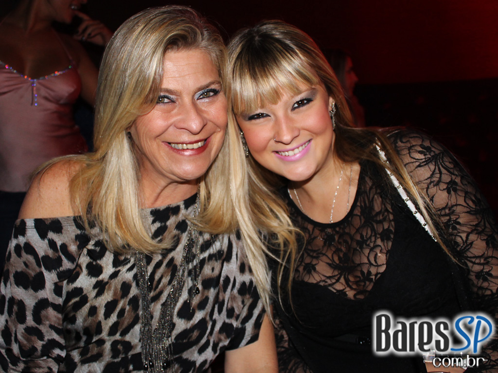 Coca-Cola e MTV levam projeto Let's Burn MTV para inauguração da Sophie Coca-Cola e MTV levam projeto Let's Burn MTV para inauguração da Sophie