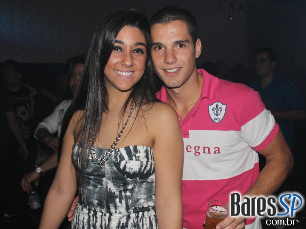 Coca-Cola e MTV levam projeto Let's Burn MTV para inauguração da Sophie Coca-Cola e MTV levam projeto Let's Burn MTV para inauguração da Sophie