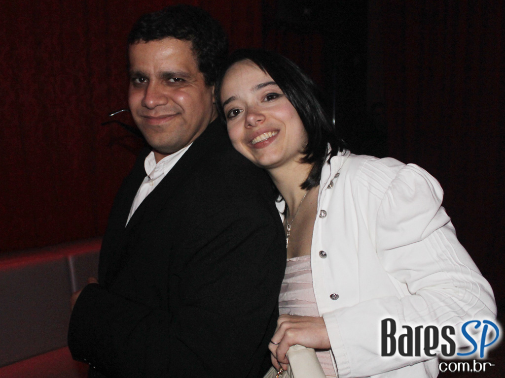 Coca-Cola e MTV levam projeto Let's Burn MTV para inauguração da Sophie Coca-Cola e MTV levam projeto Let's Burn MTV para inauguração da Sophie