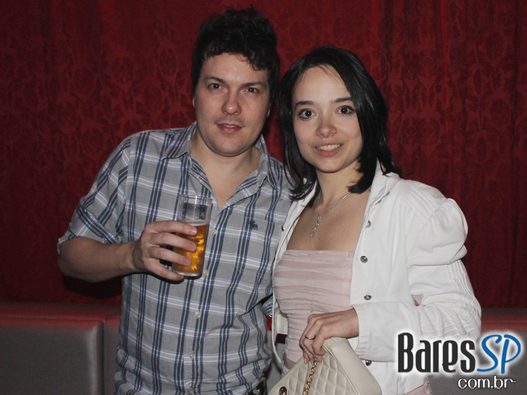 Coca-Cola e MTV levam projeto Let's Burn MTV para inauguração da Sophie Coca-Cola e MTV levam projeto Let's Burn MTV para inauguração da Sophie