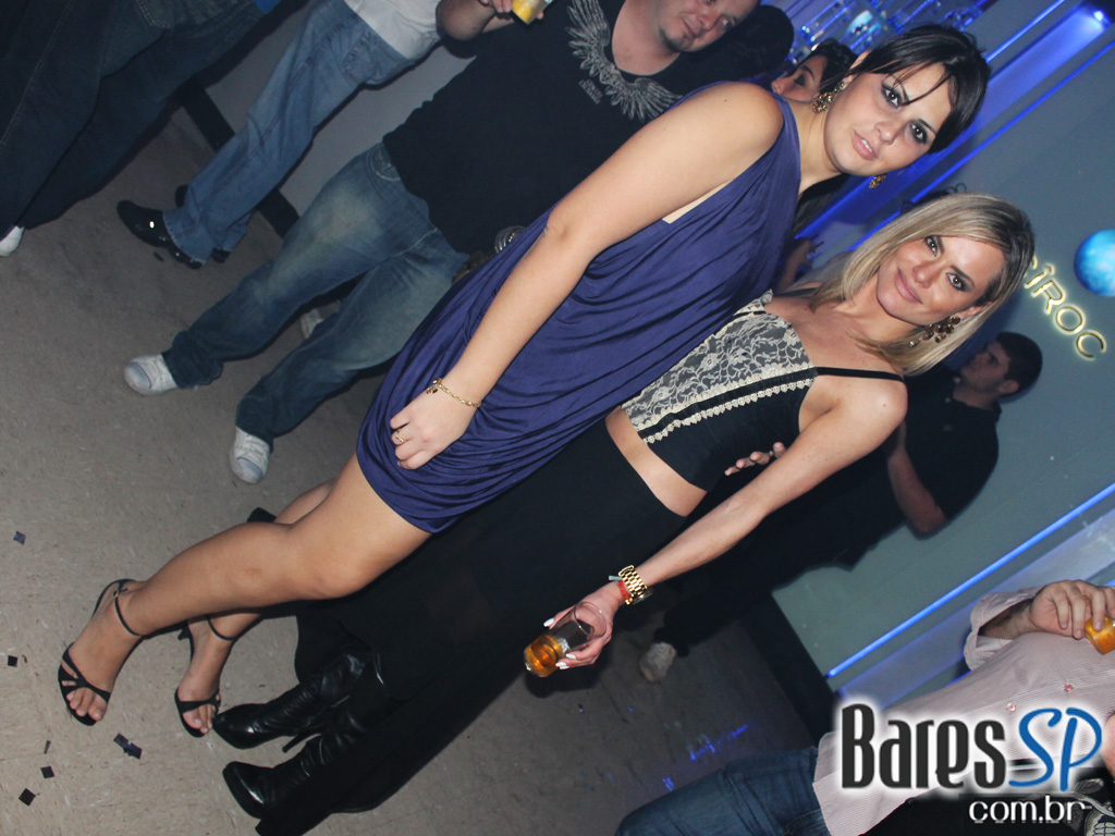 Coca-Cola e MTV levam projeto Let's Burn MTV para inauguração da Sophie Coca-Cola e MTV levam projeto Let's Burn MTV para inauguração da Sophie