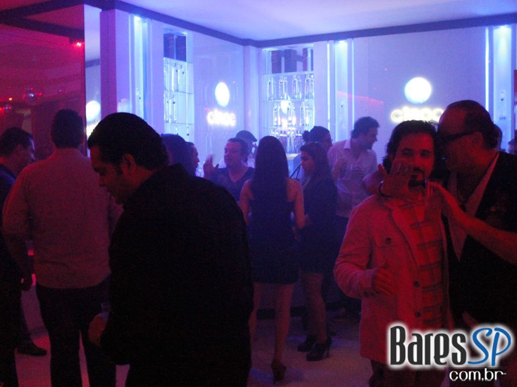 Coca-Cola e MTV levam projeto Let's Burn MTV para inauguração da Sophie Coca-Cola e MTV levam projeto Let's Burn MTV para inauguração da Sophie