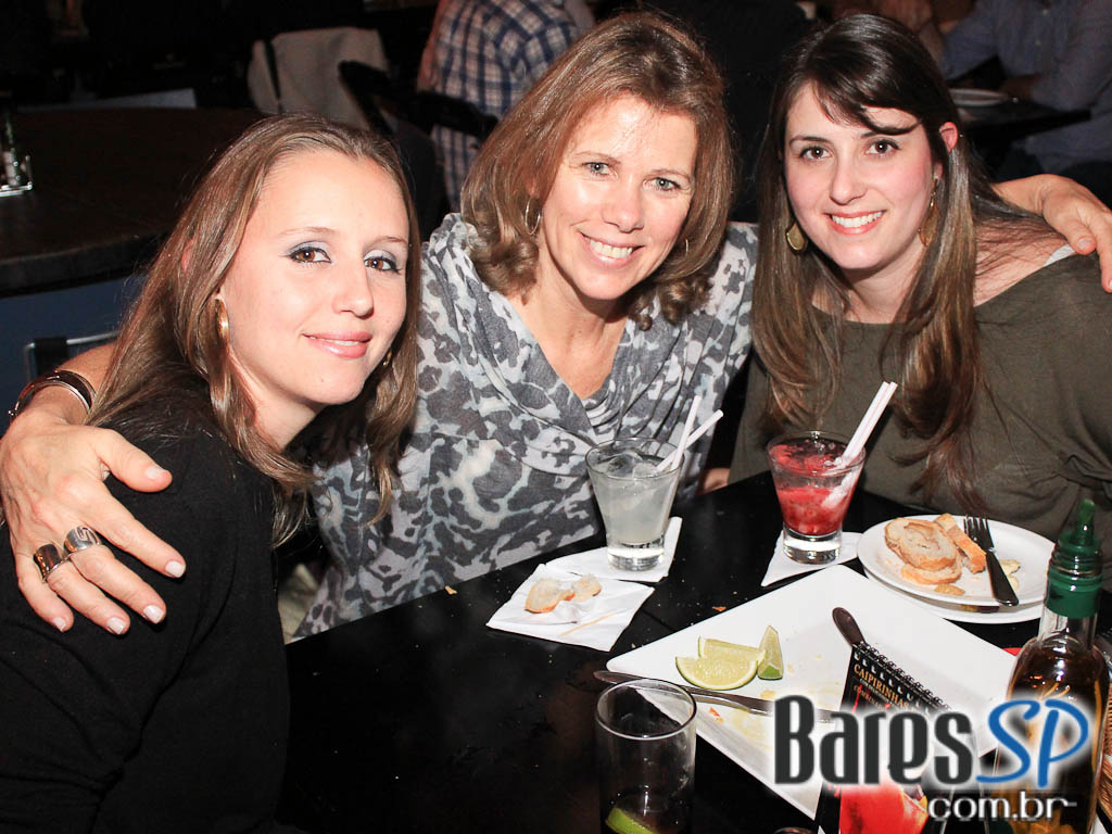 Banda Mandau apresentou show de Soul Music e Música Brasileira no Dona Flor Banda Mandau apresentou show de Soul Music e Música Brasileira no Dona Flor