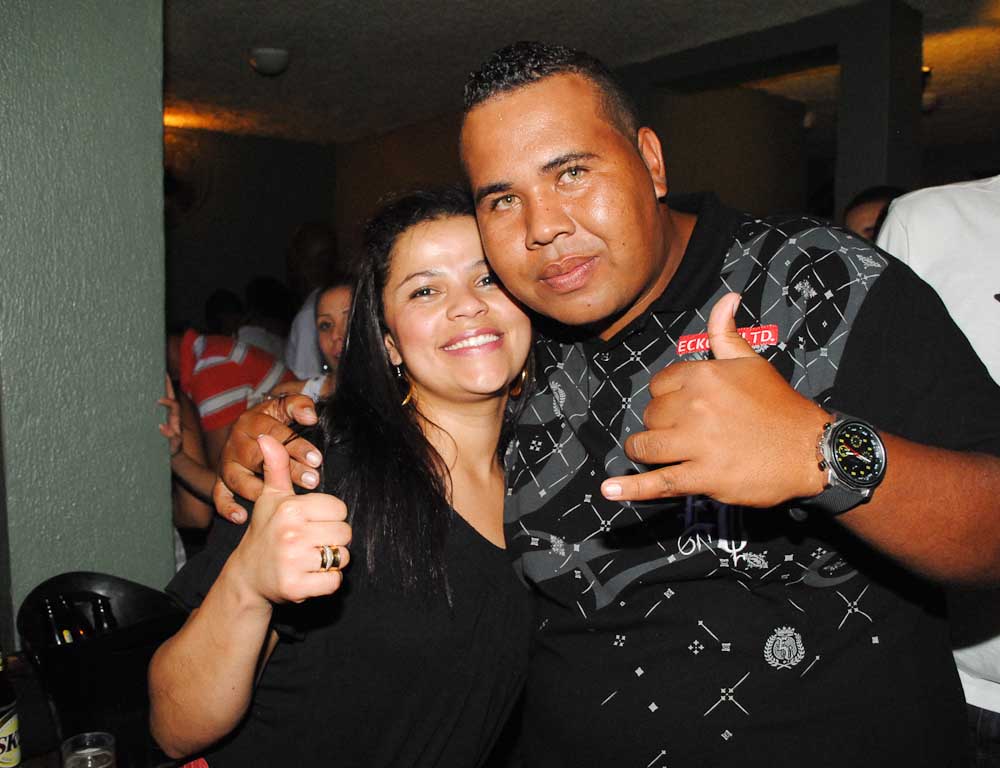 “Sambanejo “ na sexta-feira do Capella Beer “Sambanejo “ na sexta-feira do Capella Beer