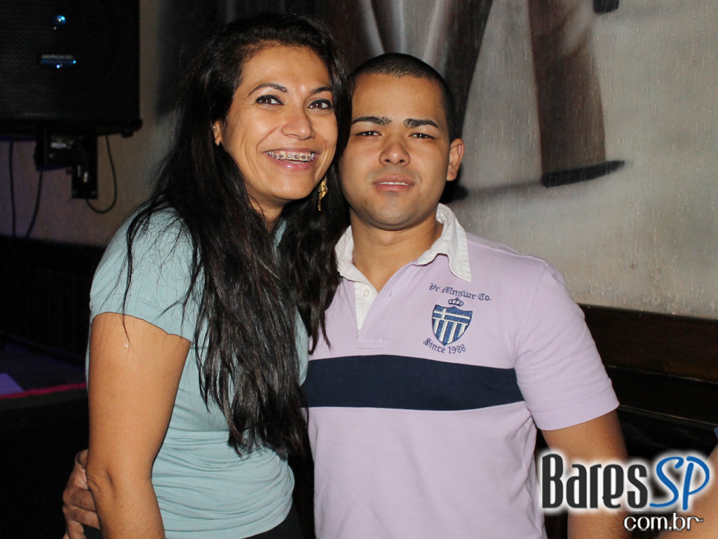 Os Opalas no Bleecker St. animaram a sexta Os Opalas no Bleecker St. animaram a sexta