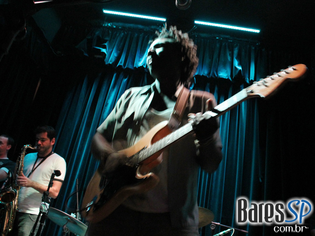 Os Opalas no Bleecker St. animaram a sexta Os Opalas no Bleecker St. animaram a sexta