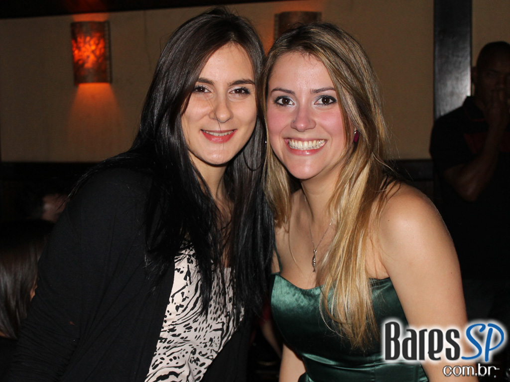 Os Opalas no Bleecker St. animaram a sexta Os Opalas no Bleecker St. animaram a sexta