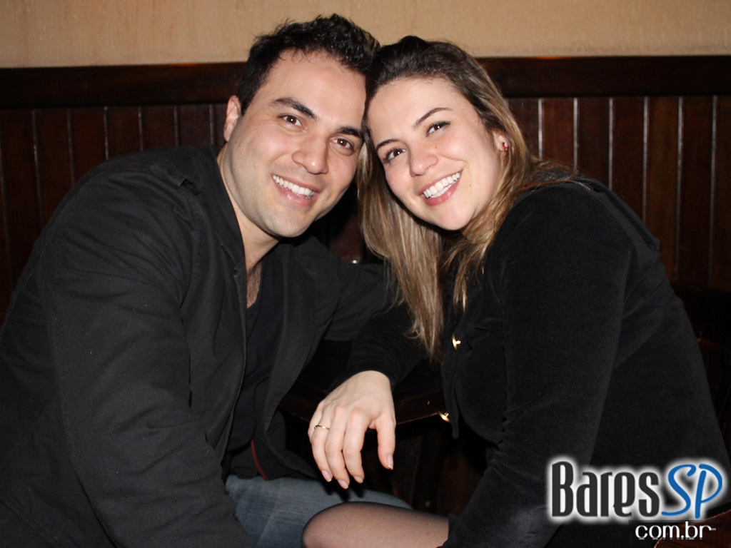 Os Opalas no Bleecker St. animaram a sexta Os Opalas no Bleecker St. animaram a sexta