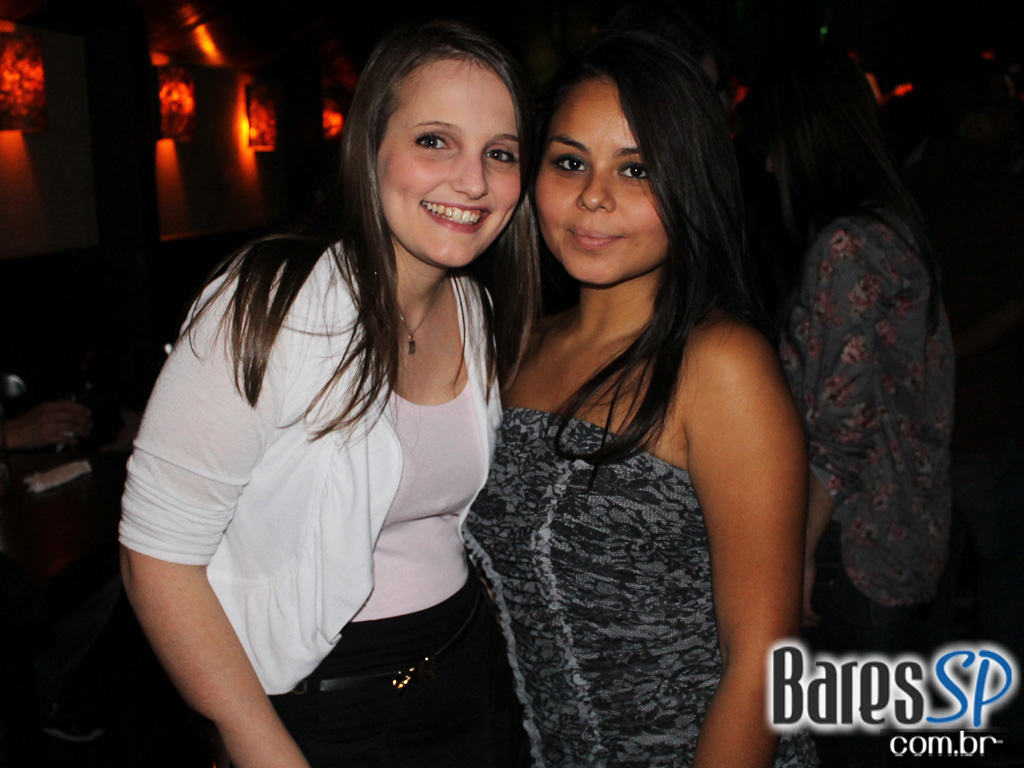 Os Opalas no Bleecker St. animaram a sexta Os Opalas no Bleecker St. animaram a sexta