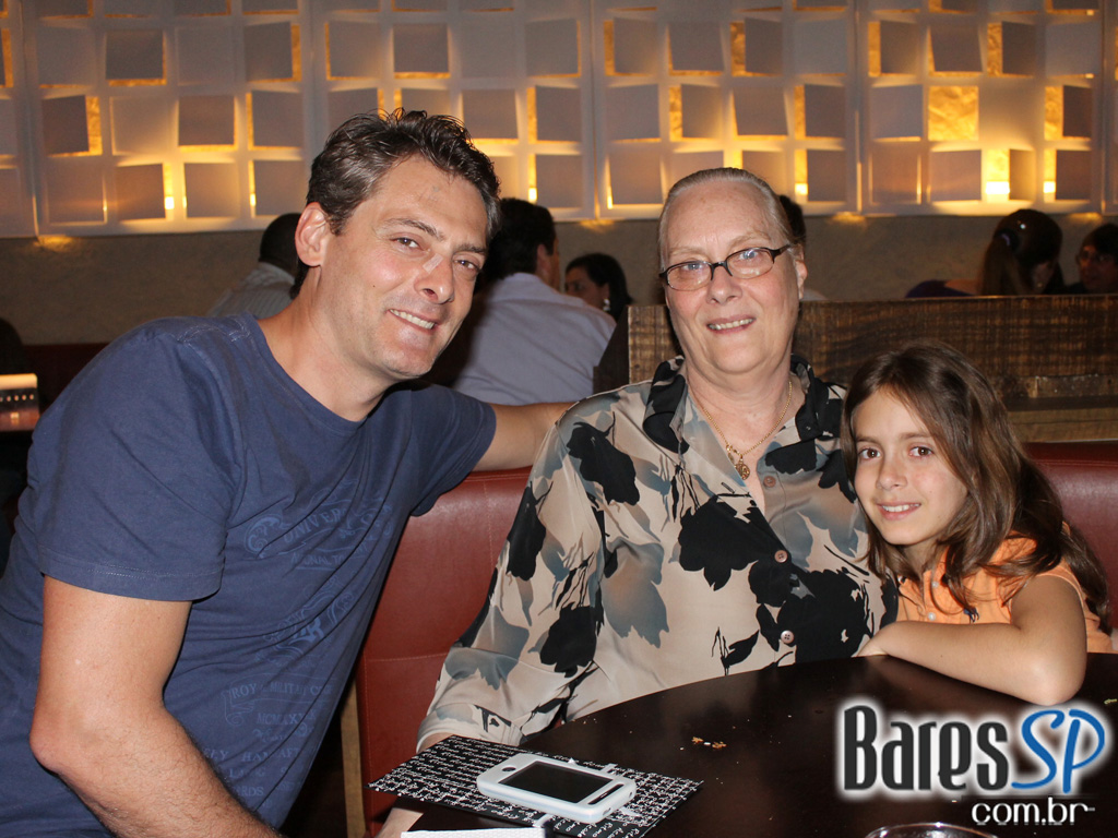 Inside Grill e Salad comemorou 1 anos na terça Inside Grill e Salad comemorou 1 anos na terça