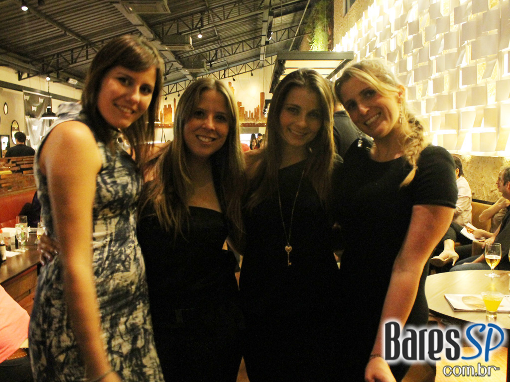 Inside Grill e Salad comemorou 1 anos na terça Inside Grill e Salad comemorou 1 anos na terça