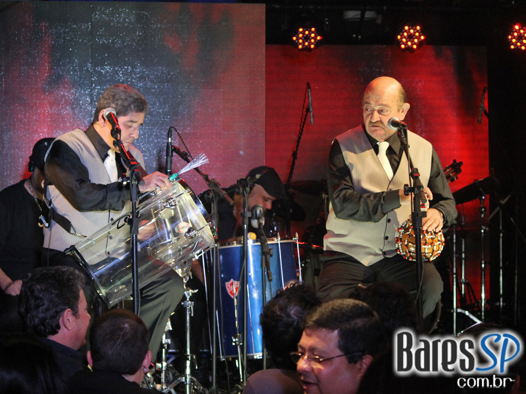 Demonios da Garoa realiza em show de gravação de seu 2º DVD no Tom Jazz Demonios da Garoa realiza em show de gravação de seu 2º DVD no Tom Jazz