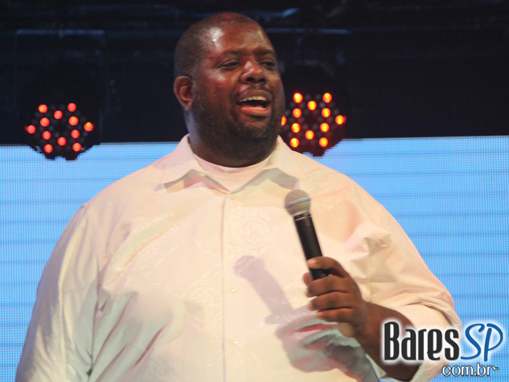 Demonios da Garoa realiza em show de gravação de seu 2º DVD no Tom Jazz Demonios da Garoa realiza em show de gravação de seu 2º DVD no Tom Jazz