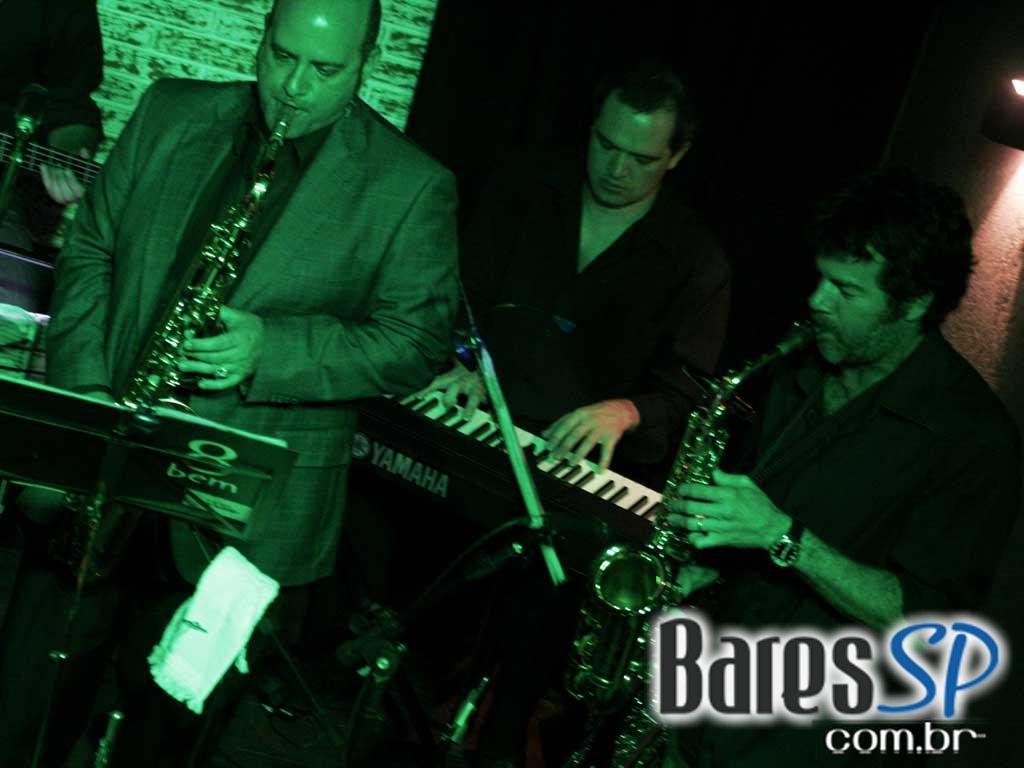 Banda Oito do Bem (Derico - Programa do Jô) no The Orleans Banda Oito do Bem (Derico - Programa do Jô) no The Orleans