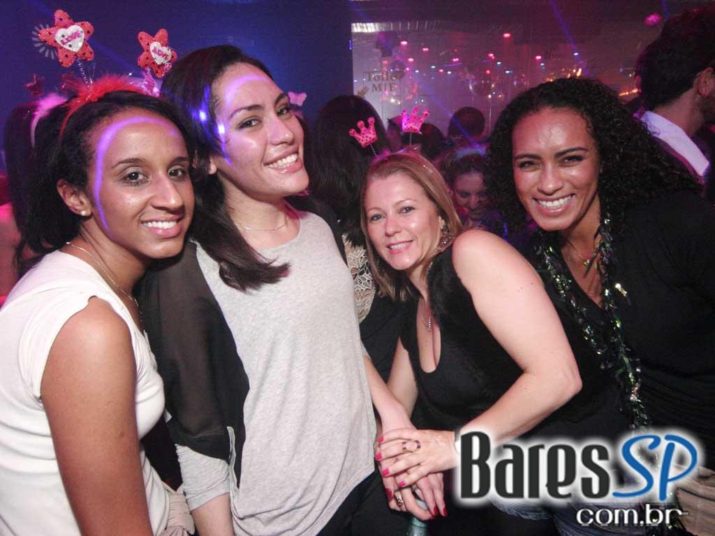 Smirnoff Nightlife Exchange Project no Akbar Lounge & Disco Smirnoff Nightlife Exchange Project no Akbar Lounge & Disco