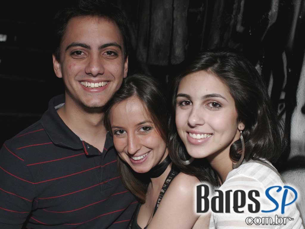 DJs Raphael Carneiro, Jason Salles e Marcel Colpanni animaram a noite de inauguração do Koo Club DJs Raphael Carneiro, Jason Salles e Marcel Colpanni animaram a noite de inauguração do Koo Club