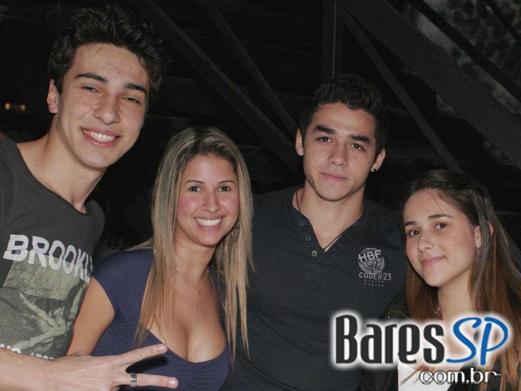 DJs Raphael Carneiro, Jason Salles e Marcel Colpanni animaram a noite de inauguração do Koo Club DJs Raphael Carneiro, Jason Salles e Marcel Colpanni animaram a noite de inauguração do Koo Club