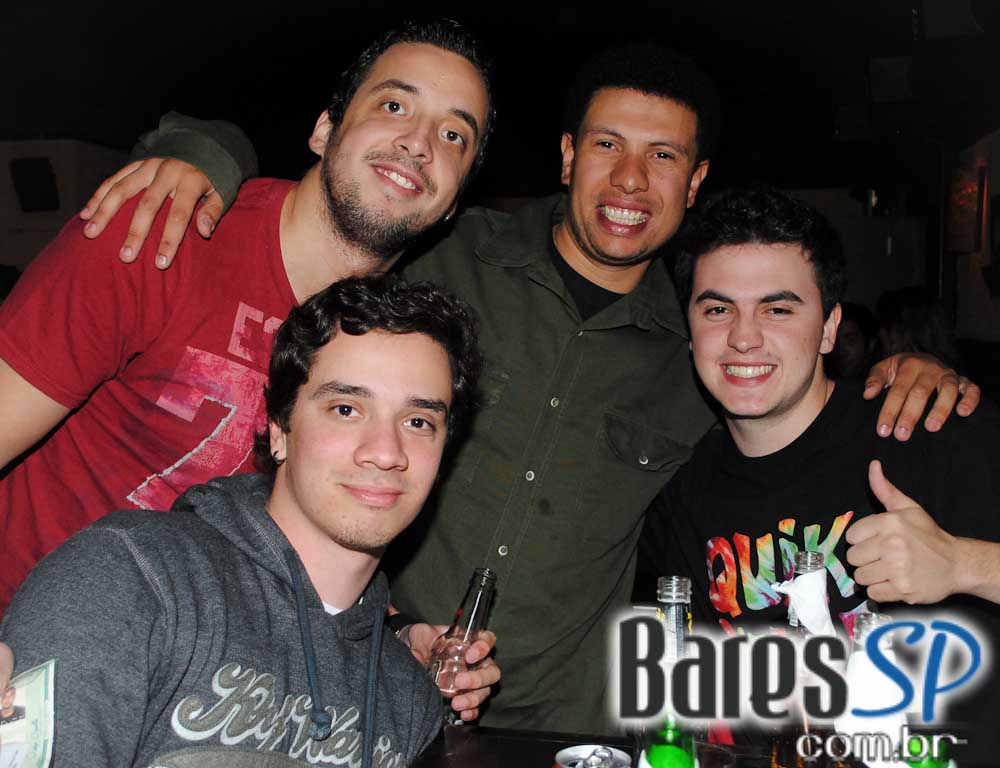 Bleecker St. recebeu os grandes sucessos da Grooveria Bleecker St. recebeu os grandes sucessos da Grooveria