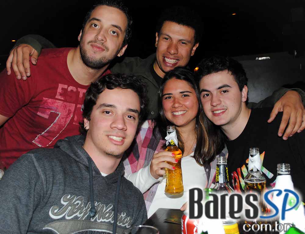 Bleecker St. recebeu os grandes sucessos da Grooveria Bleecker St. recebeu os grandes sucessos da Grooveria