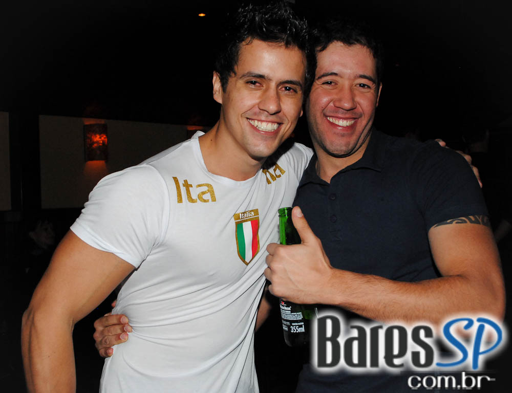 Bleecker St. recebeu os grandes sucessos da Grooveria Bleecker St. recebeu os grandes sucessos da Grooveria