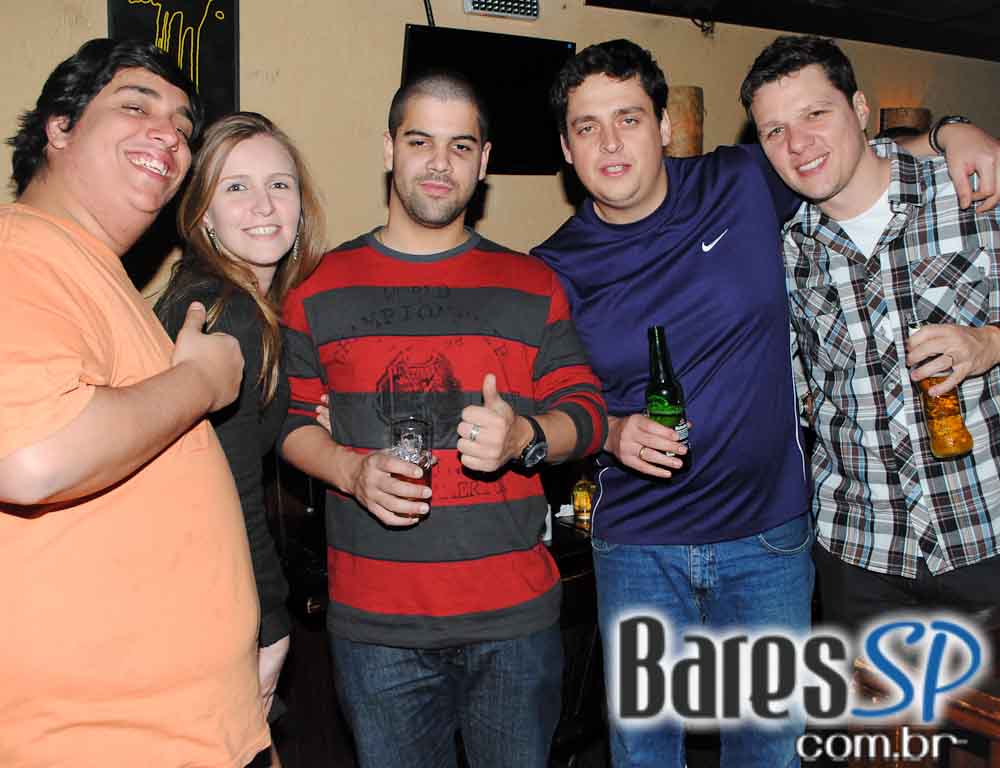 Bleecker St. recebeu os grandes sucessos da Grooveria Bleecker St. recebeu os grandes sucessos da Grooveria