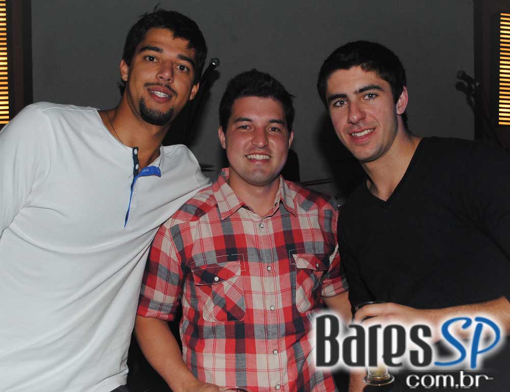 Santa Olívia recebeu noite Sertaneja Santa Olívia recebeu noite Sertaneja