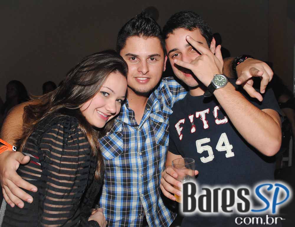 Santa Olívia recebeu noite Sertaneja Santa Olívia recebeu noite Sertaneja