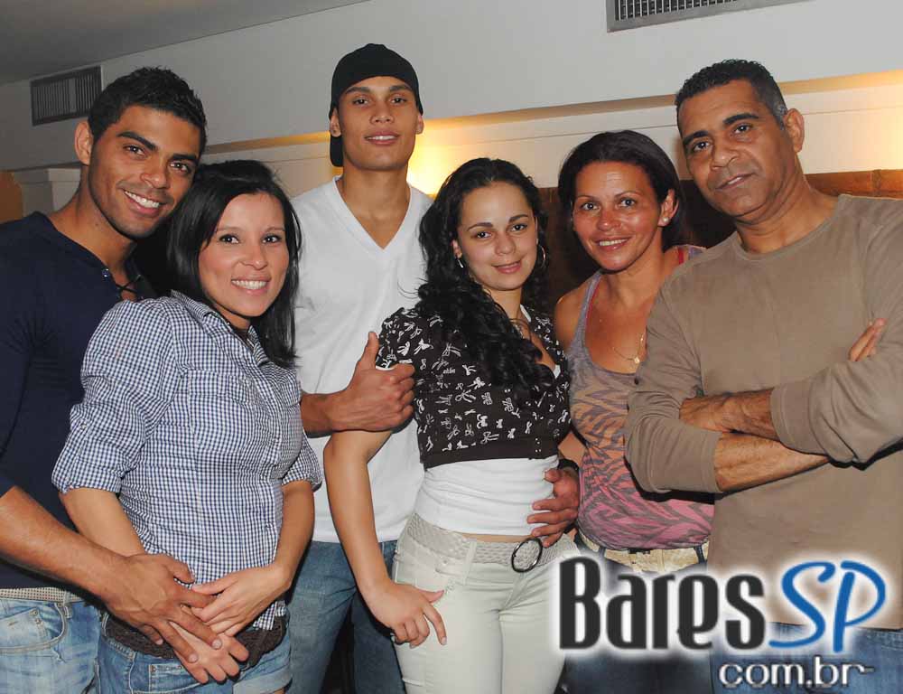 Santa Olívia recebeu noite Sertaneja Santa Olívia recebeu noite Sertaneja