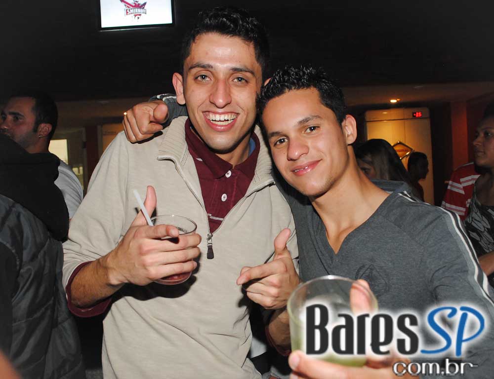 Santa Olívia recebeu noite Sertaneja Santa Olívia recebeu noite Sertaneja