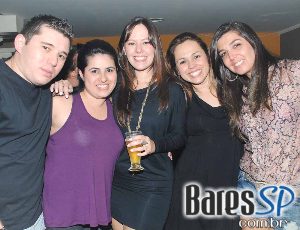 Santa Olívia recebeu noite Sertaneja Santa Olívia recebeu noite Sertaneja