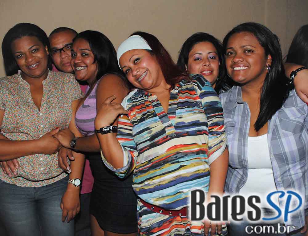 Santa Olívia recebeu noite Sertaneja Santa Olívia recebeu noite Sertaneja