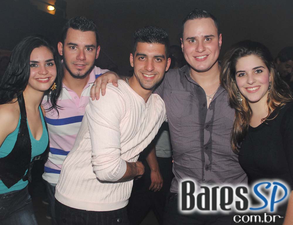 Santa Olívia recebeu noite Sertaneja Santa Olívia recebeu noite Sertaneja