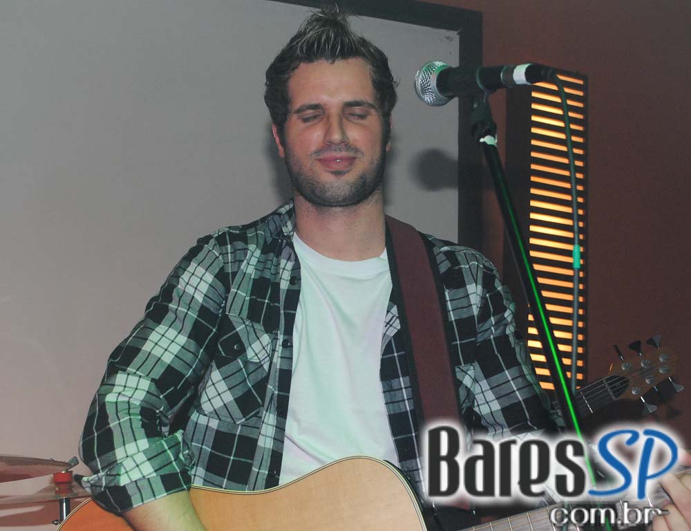 Santa Olívia recebeu noite Sertaneja Santa Olívia recebeu noite Sertaneja