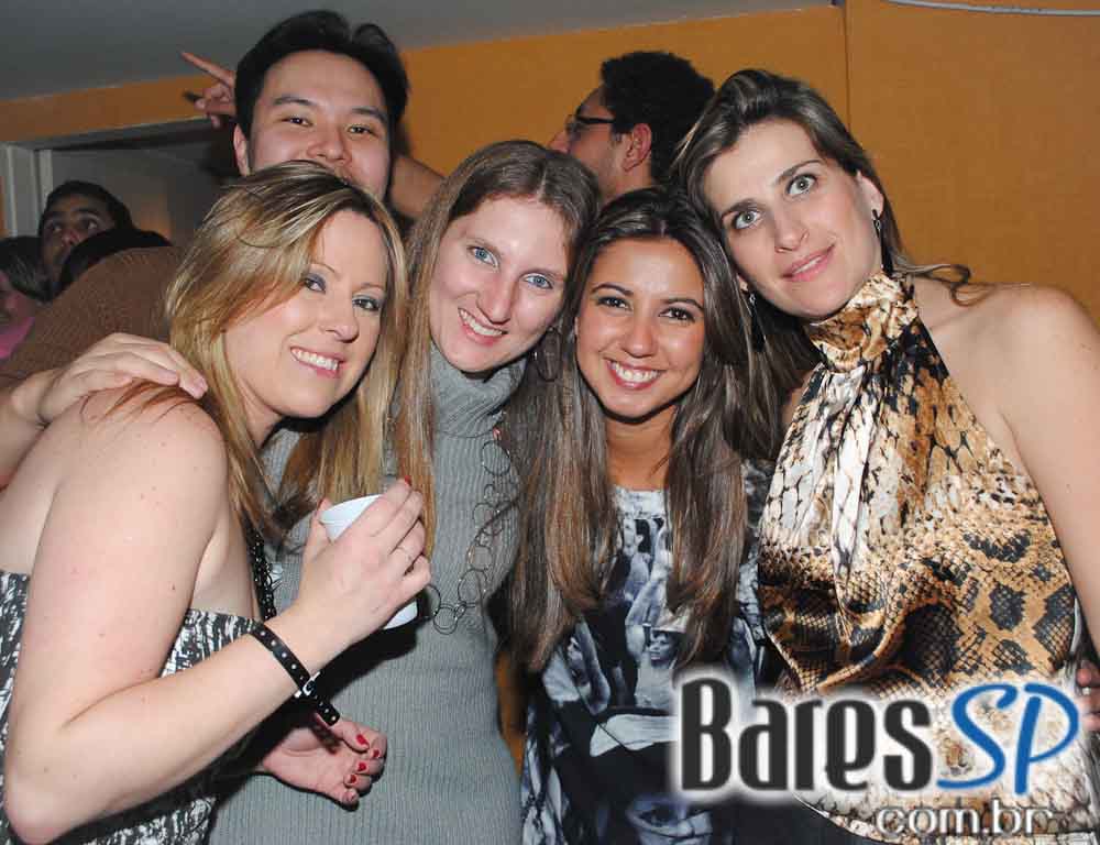 Santa Olívia recebeu noite Sertaneja Santa Olívia recebeu noite Sertaneja