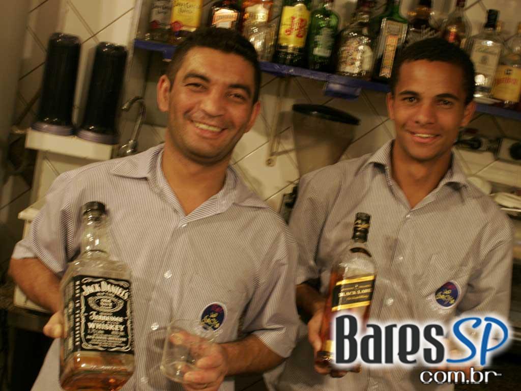 Bar do Sacha teve domingo animado Bar do Sacha teve domingo animado