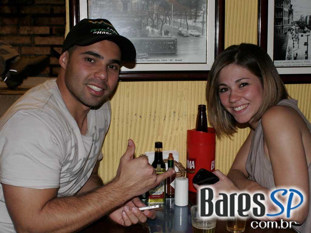 Bar do Sacha teve domingo animado Bar do Sacha teve domingo animado