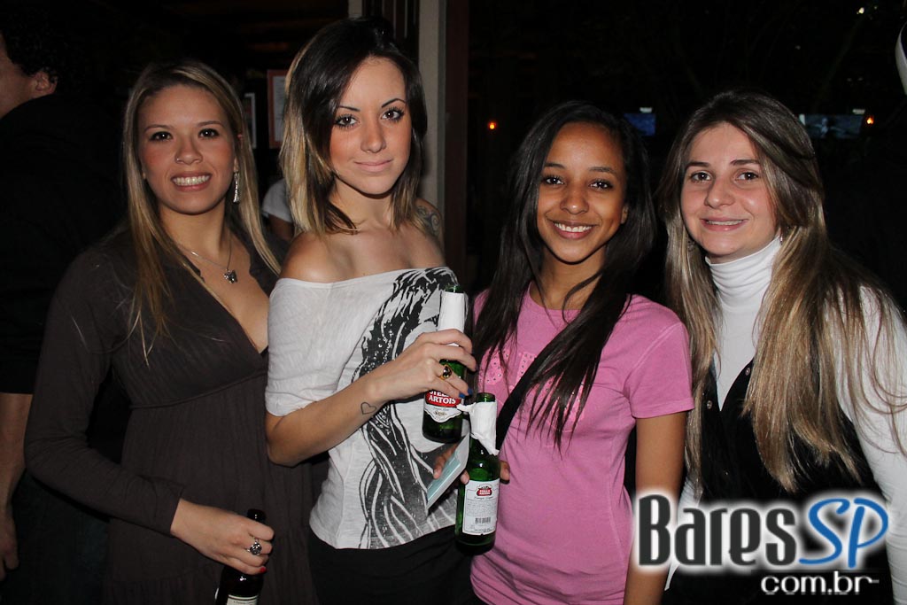 Mary Pop comemorou Dia do Sexo com show de Digitaldubs & YT (Londres) Mary Pop comemorou Dia do Sexo com show de Digitaldubs & YT (Londres)